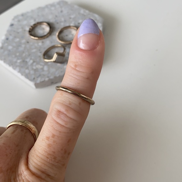 Stackable gold rings - Picture 3 of 6